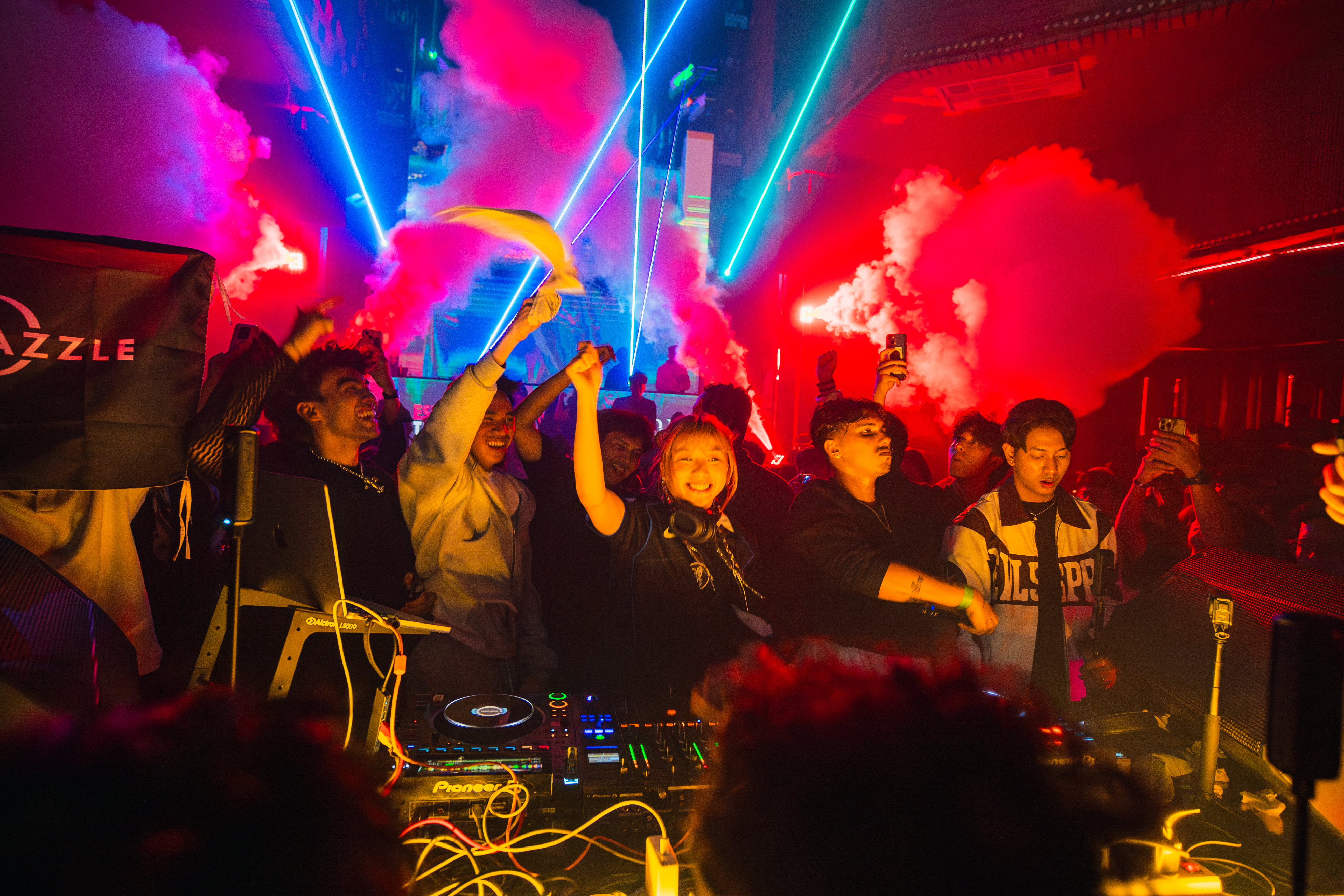 Welcome to Razzle Dazzle!